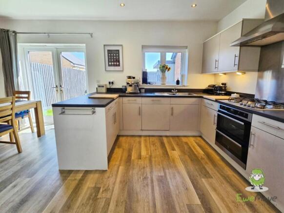 EweMove Basingstoke Trinity Way Kitchen