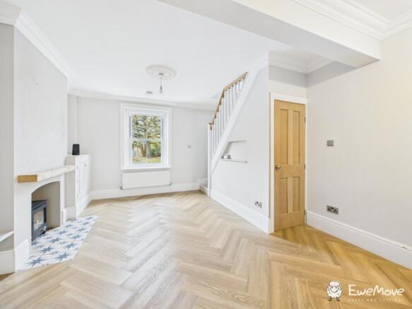 CAM02877G0-PR0101-STILL004