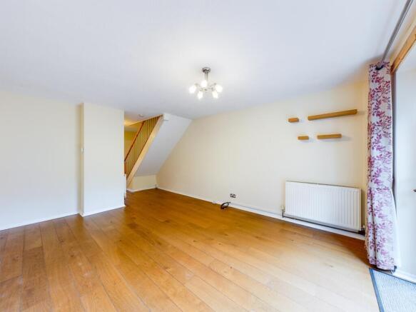 CAM00545P1-PR0104-STILL06