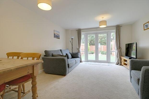 EweMove Basingstoke Hewitt Road Sitting Room