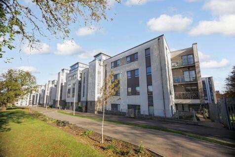 Flat 10, 8 Marine Drive, Edinburgh. EH5 1FD