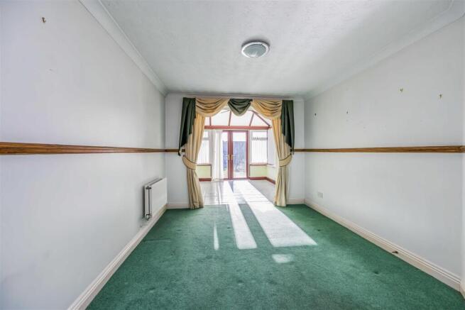 22 Wilby Lane, Copnor-Small-PorticoMarketing-SoldB
