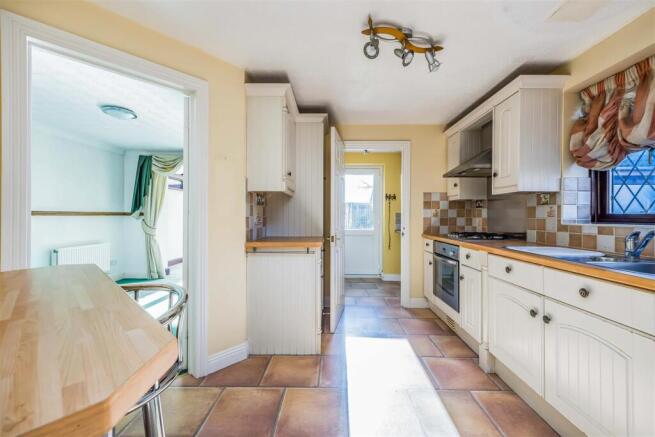 22 Wilby Lane, Copnor-Small-PorticoMarketing-SoldB