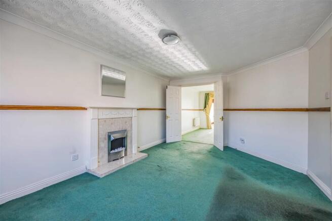 22 Wilby Lane, Copnor-Small-PorticoMarketing-SoldB