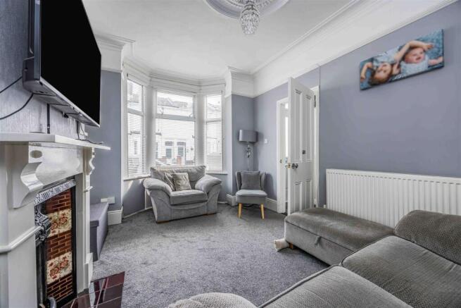37 Farlington Road, Copnor-Small-PorticoMarketing-