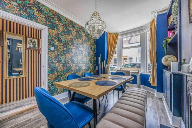 102 Jubilee Road, Southsea-Small-PorticoMarketing-