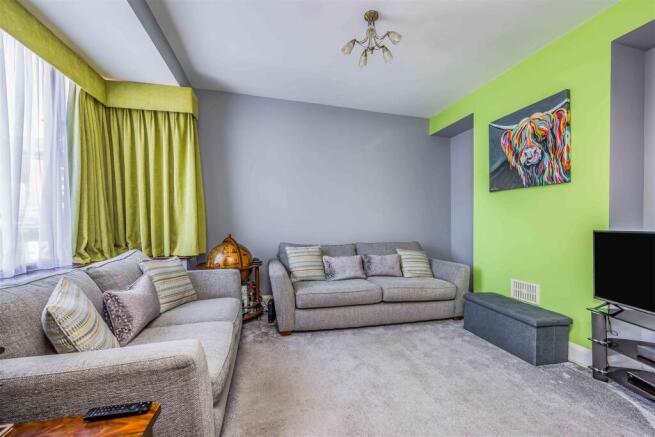52 Whitworth Road, Fratton-Small-PorticoMarketing-