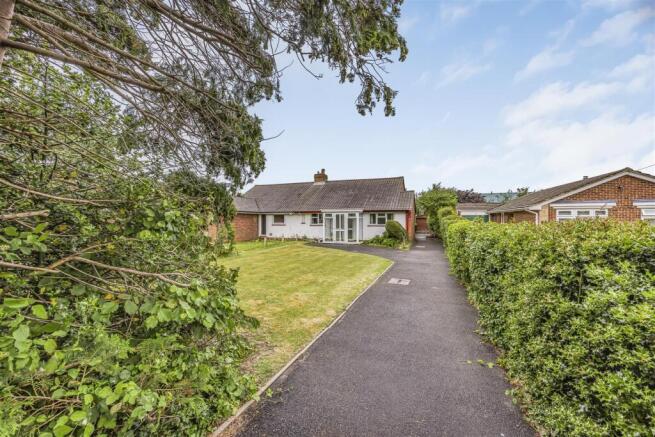 134 Wych Lane, Gosport-PorticoMarketing-SoldBy-29.