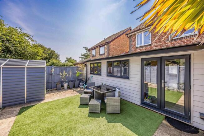 20 Milebush Road, Southsea-Small-PorticoMarketing-