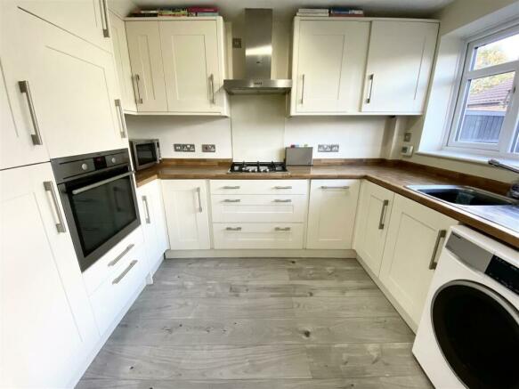 Fitted Kitchen