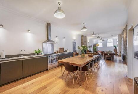 Clapham Manor Street, SW4