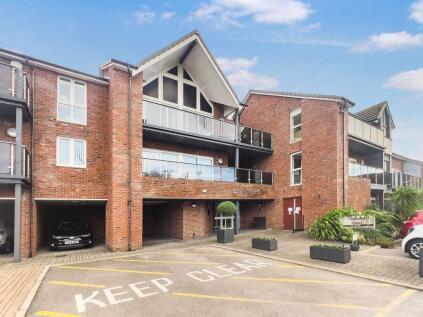 County Road, Ormskirk, L39