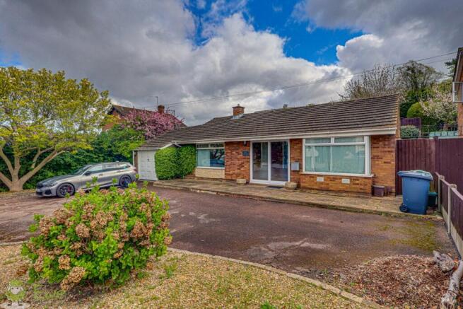 Stroud Road-17