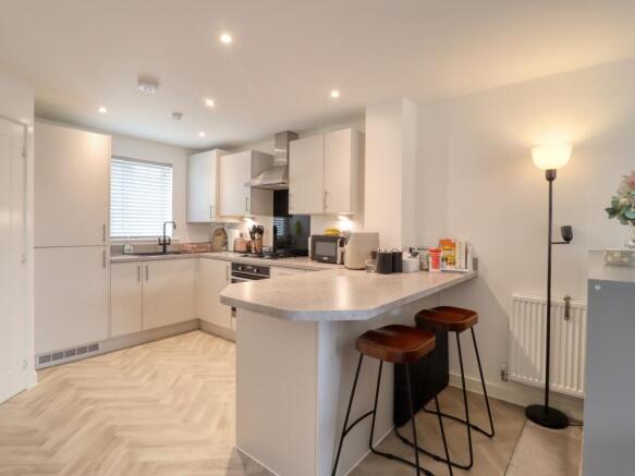 Kitchen Breakfast Bar