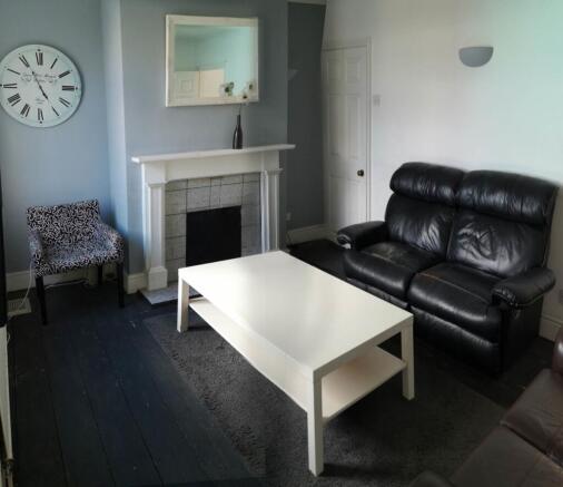 Lrg_DEACON LOUNGE
