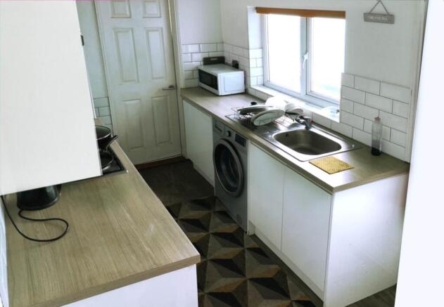 Lrg_DEACON ST KITCHEN 
