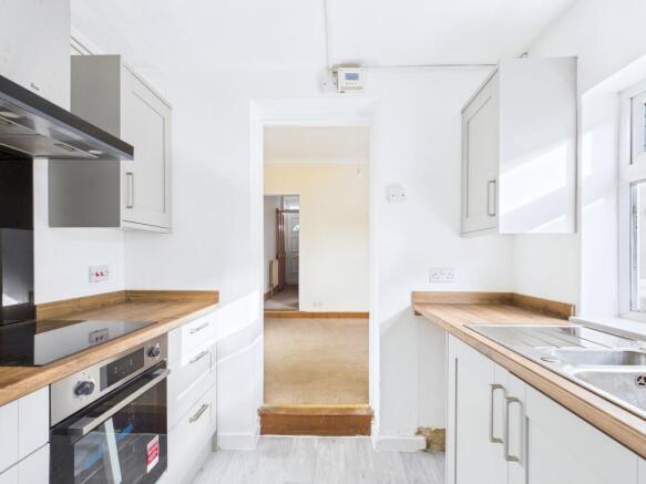 CAM01338G0-PR0154-STILL005