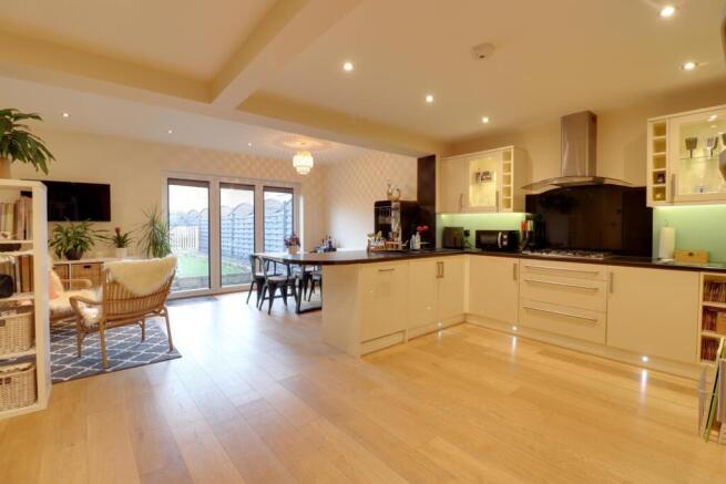 Kitchen diner