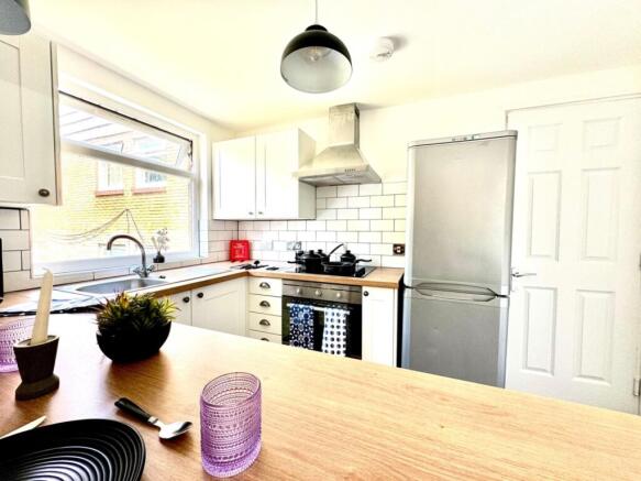 Lrg_kitchen