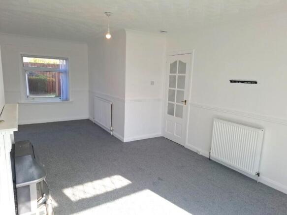 Living Room/Dining 