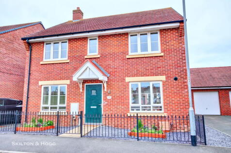 Thatcher Drive, Woodford Halse, Daventry, NN11 3UG