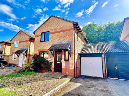 Kingfisher Close, Woodford Halse, NN11 3EL