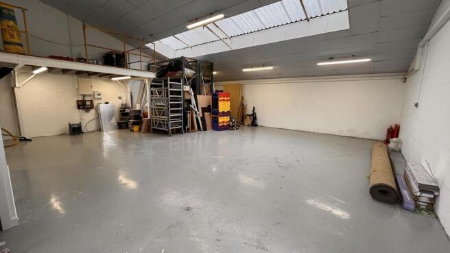 Photo 10