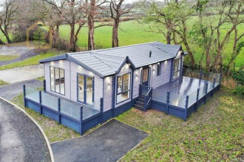 Holywell - 2 bedroom lodge for sale