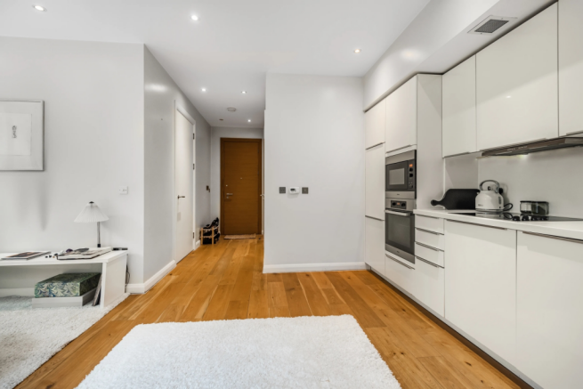 kitchen to hallway