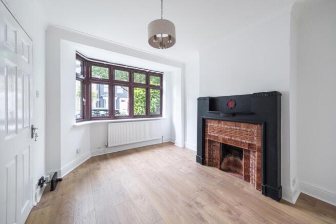 90C-TRUMPINGTON-ROAD-2