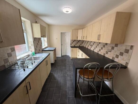 scarcliffe kitchen1.jpeg