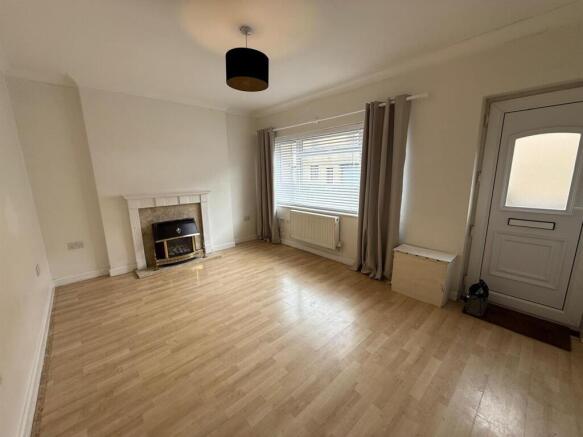 STATION FRONT ROOM.jpeg