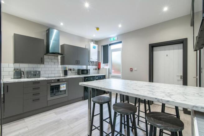 1 Kitchen