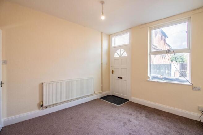 335m x 322m 107 sqm - 10 11 x 10 6 116 sqft

Enter