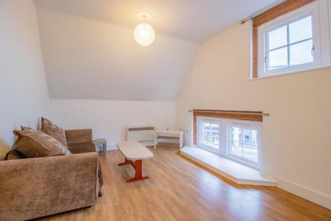 Living Area 8 Bromley House