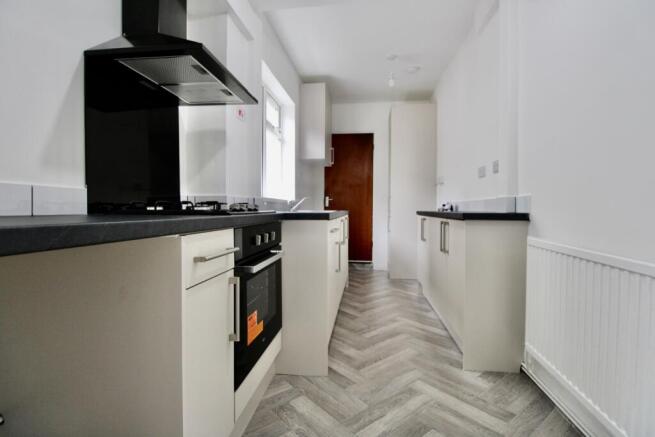 Kitchen angle 2