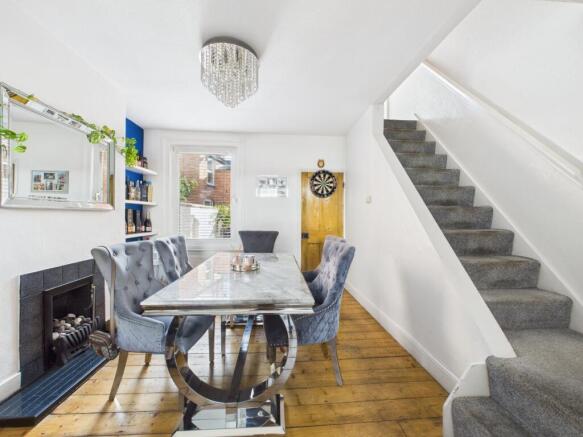 2. CAM04922G0-PR0065-STILL002