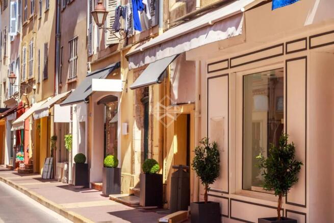 street architecture building old city house town e