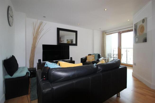 Living Room.JPG