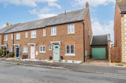 Longmeadow Drive, Wilstead, Bedford, MK45 3FB