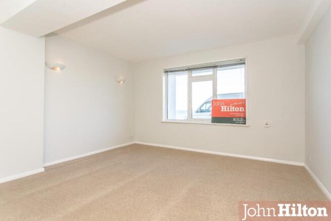 Highcliffe Court22.jpg