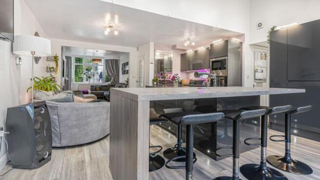 Open Plan Kitchen/Dining/Family Room