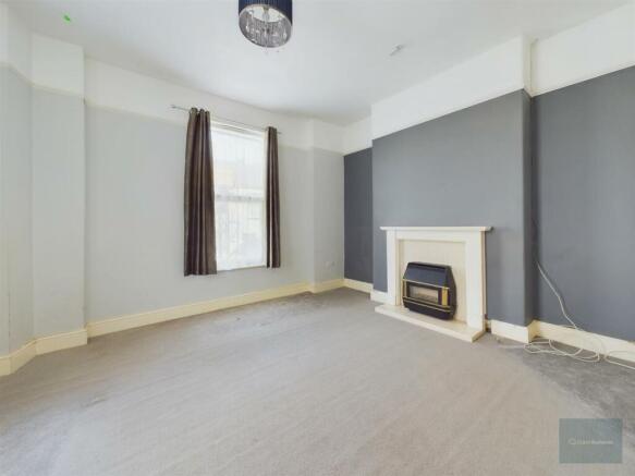 Living Room..jpg