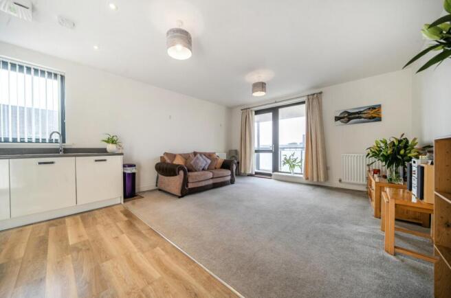 Living / Kitchen area