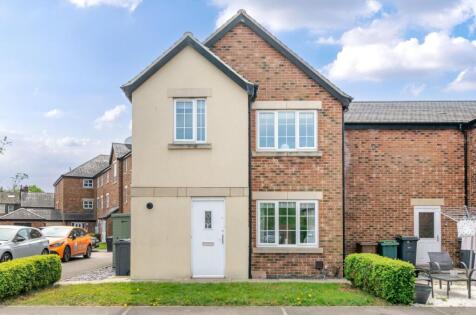 Alva Court, Guiseley