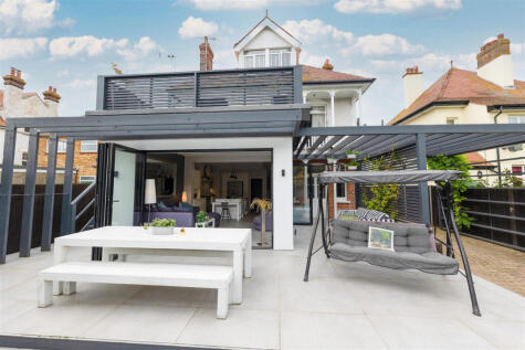 Trafalgar Road, Clacton-On-Sea, CO15 1