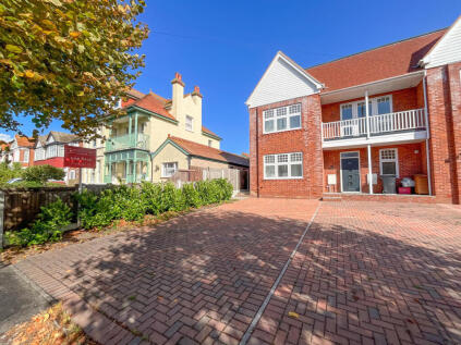 Nelson Road, Clacton-on-sea, CO15 1