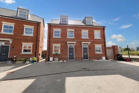 Harbourside, Harwich, CO12 3