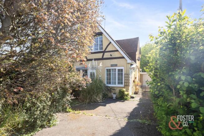 Wood Lane, Cobwebs-022.jpg