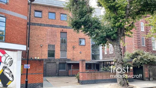 Lancaster Road Notting Hill W11 office e5.jpg